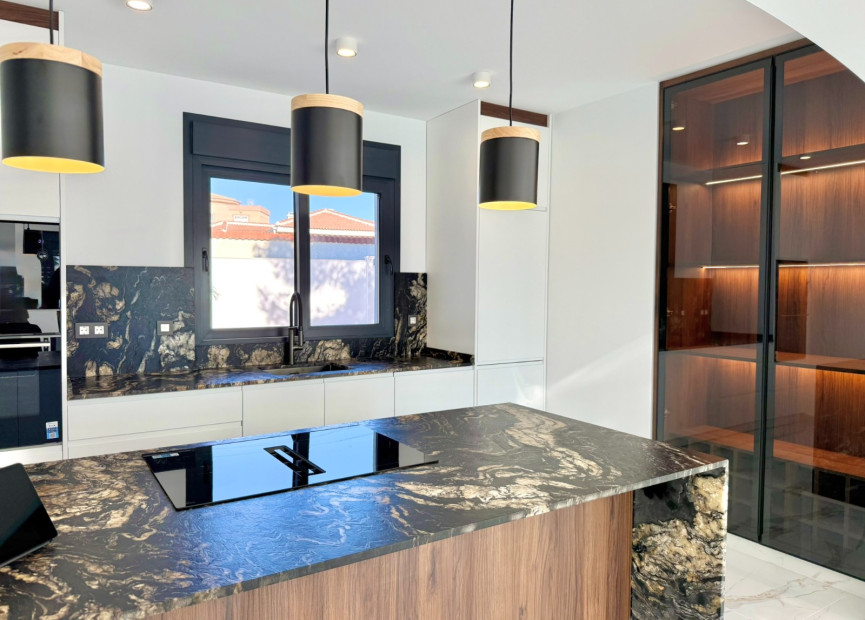 Reventa - 3. Casa pareada - Ciudad Quesada - Costa Blanca Sur