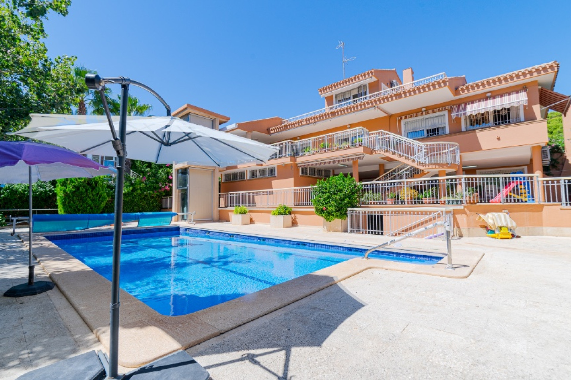Reventa - 3. Casa pareada - Dehesa de Campoamor - Costa Blanca Sur