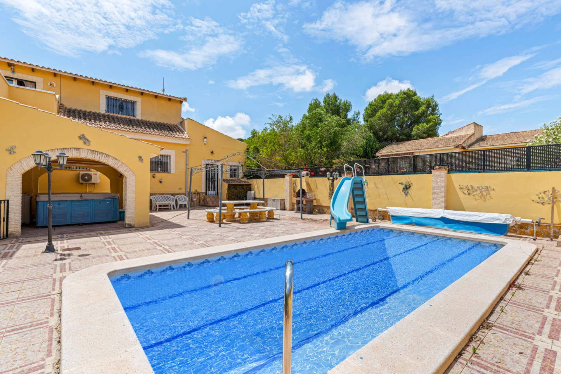 Reventa - 3. Casa pareada - Jacarilla - Costa Blanca Sur