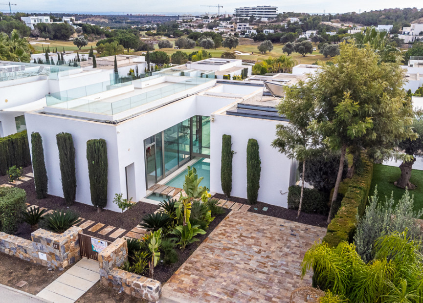 Reventa - 3. Casa pareada - Las Colinas Golf and Country Club - Costa Blanca Sur