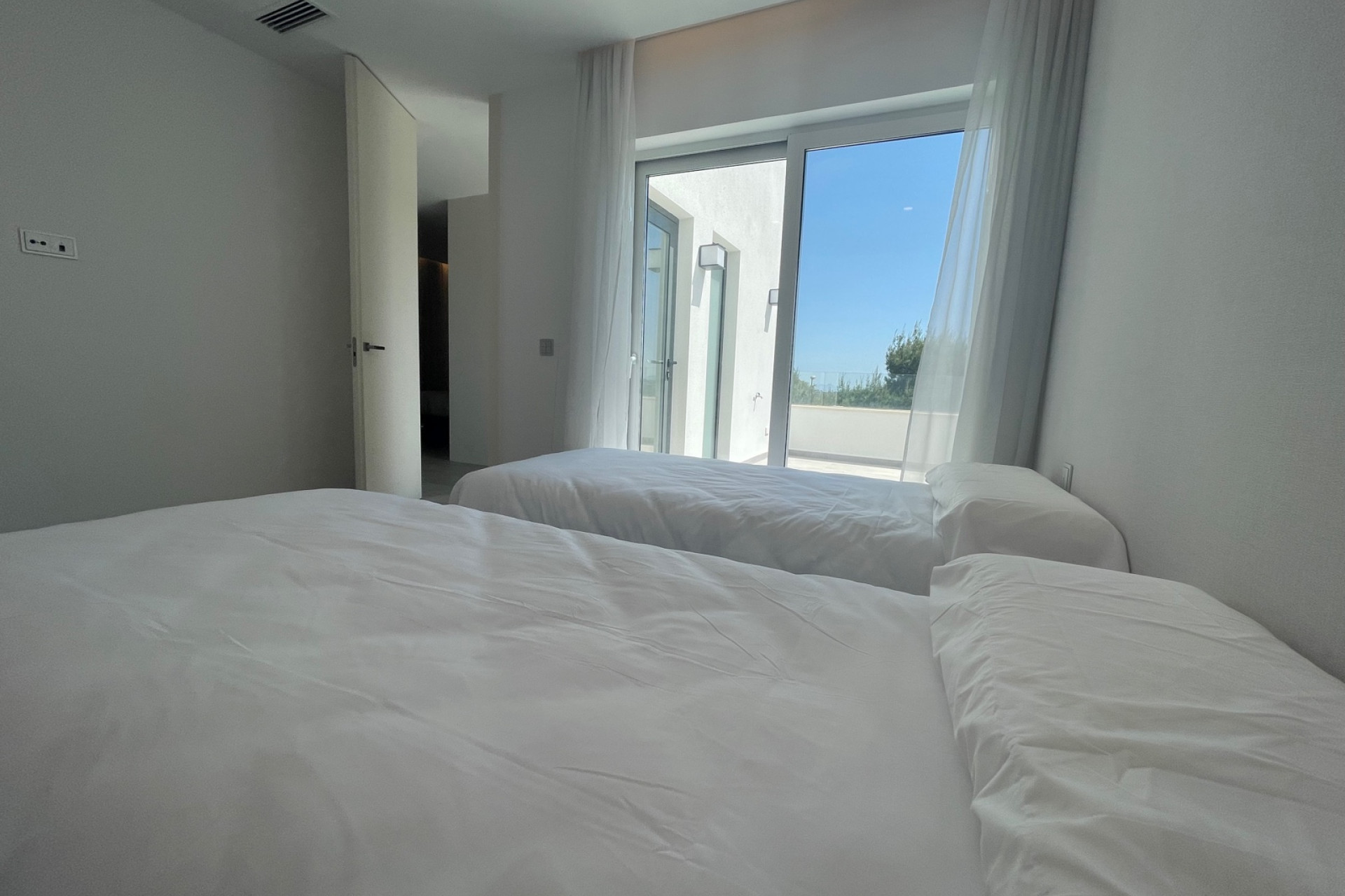 Reventa - 3. Casa pareada - Las Colinas Golf and Country Club - Costa Blanca Sur