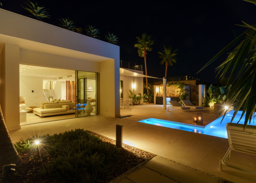 Reventa - 3. Casa pareada - Las Colinas Golf and Country Club - Costa Blanca Sur