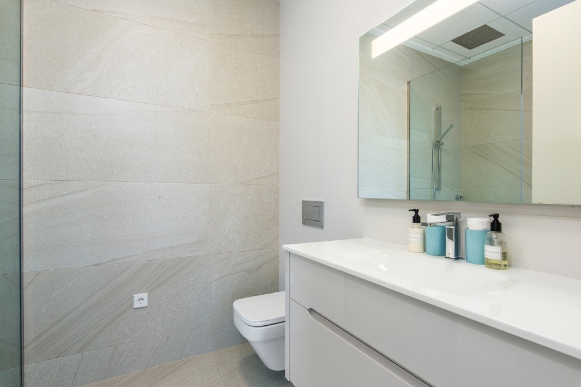 Reventa - 3. Casa pareada - Las Colinas Golf and Country Club - Costa Blanca Sur