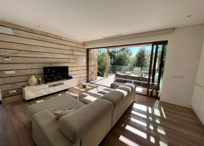 Reventa - 3. Casa pareada - Las Colinas Golf and Country Club - Costa Blanca Sur