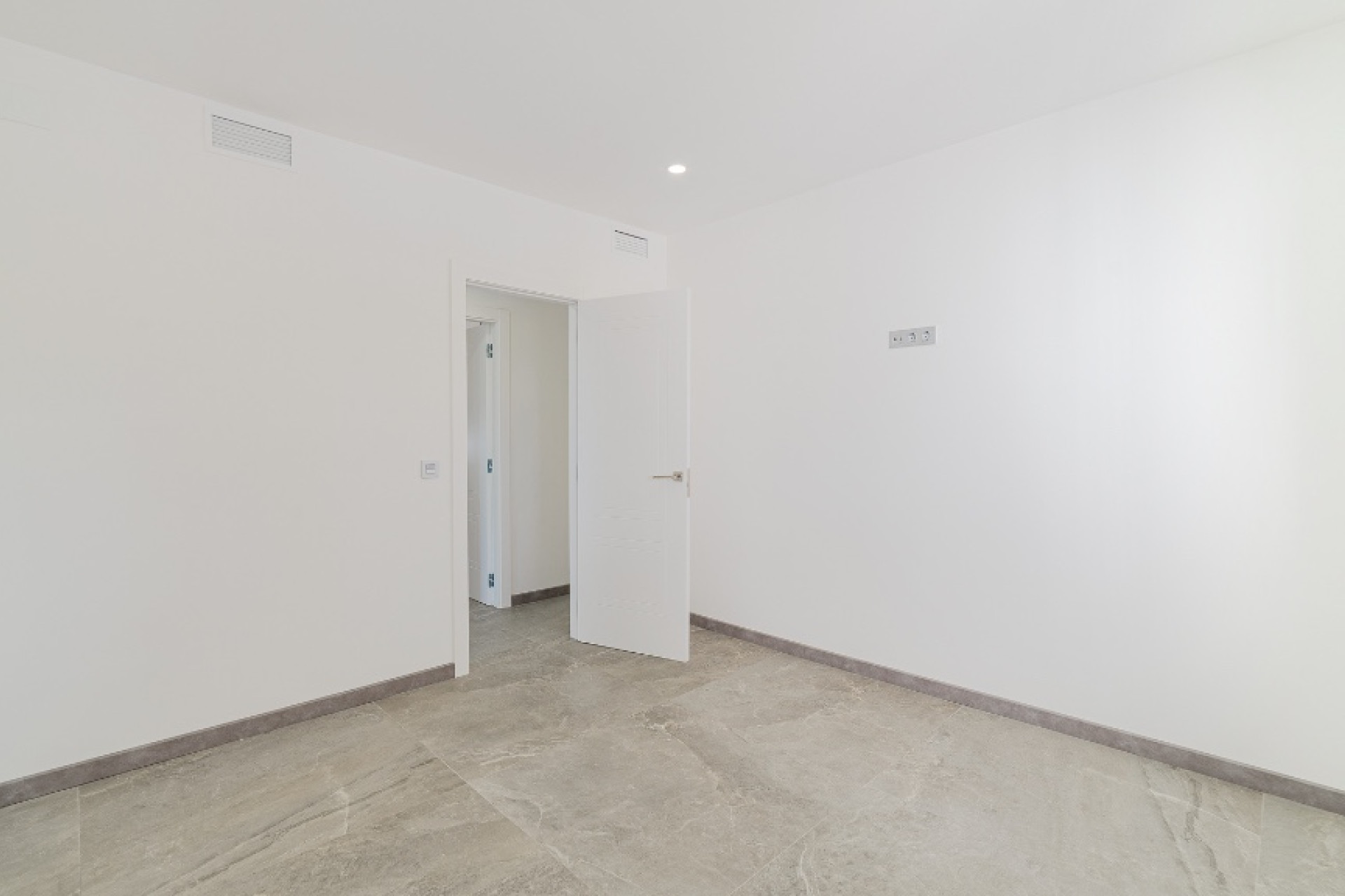 Reventa - 3. Casa pareada - Los Balcones - Costa Blanca Sur