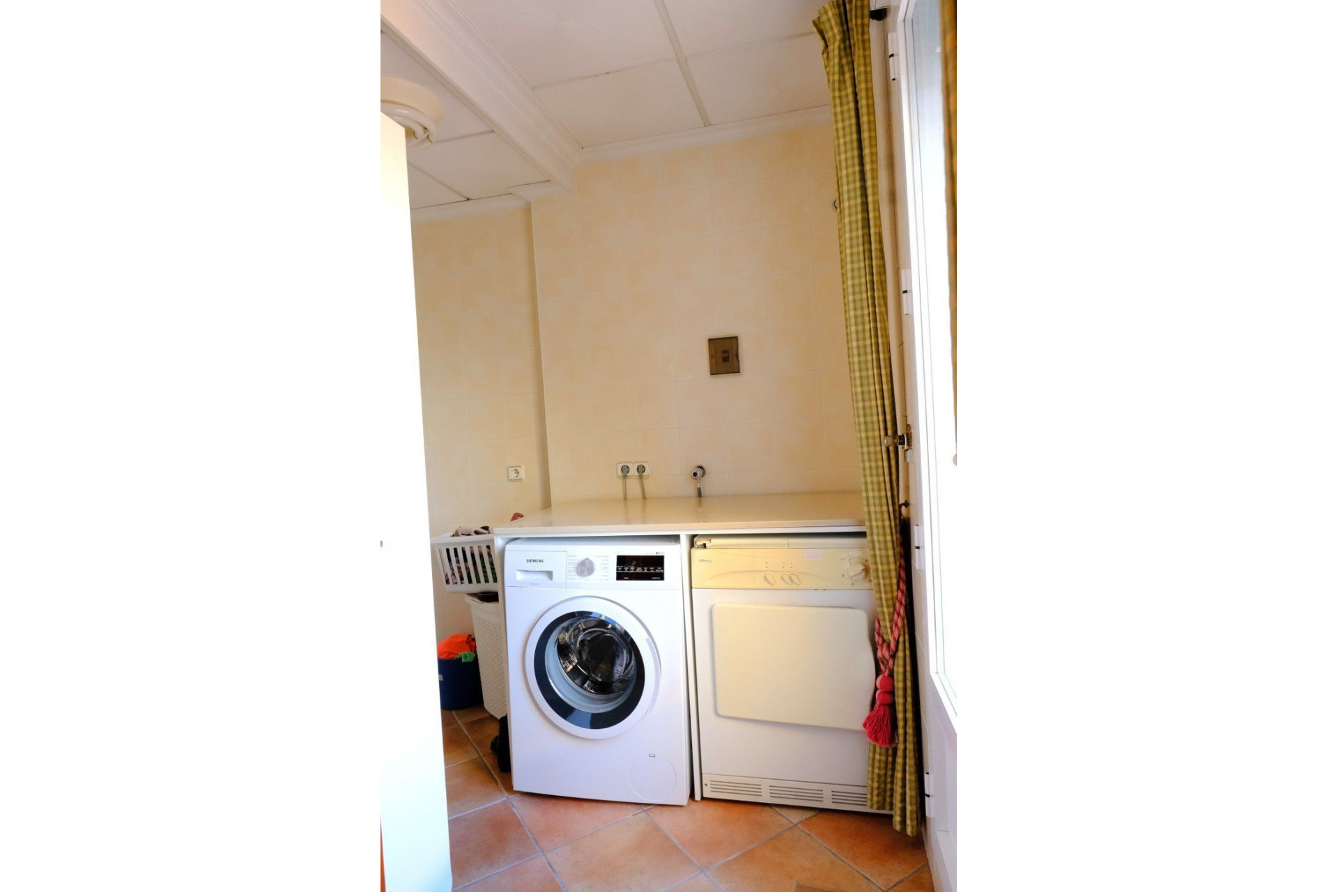 Reventa - 3. Casa pareada - Orihuela - Correntías Medias