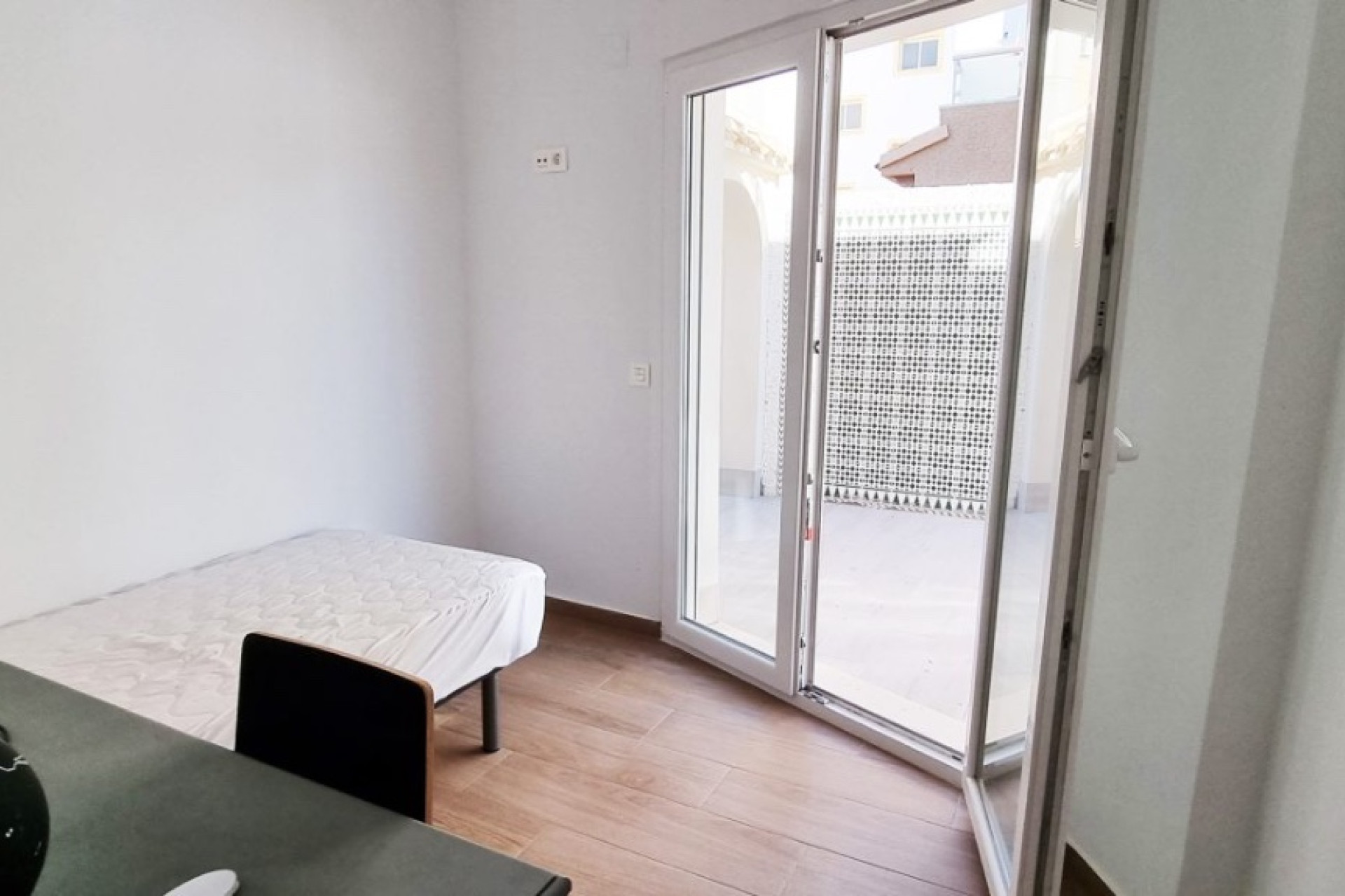 Reventa - 3. Casa pareada - Playa Flamenca - Costa Blanca Sur