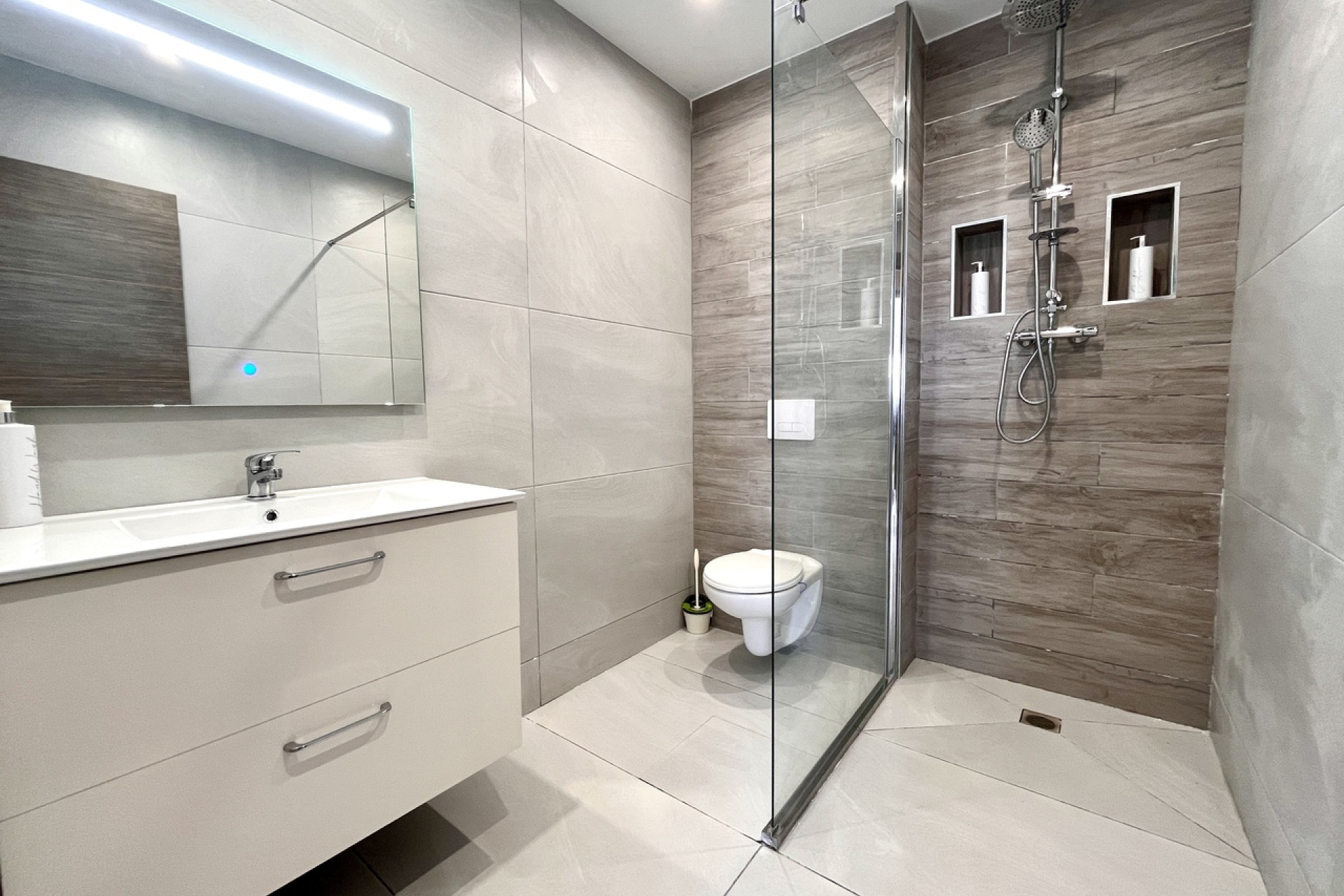 Reventa - 3. Casa pareada - San Miguel de Salinas - Costa Blanca Sur