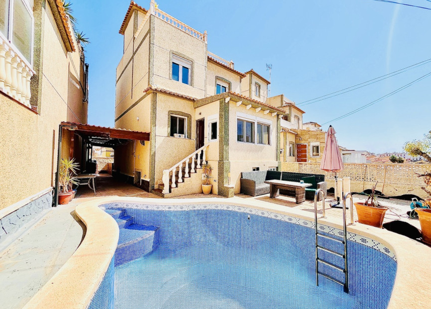Reventa - 3. Casa pareada - San Miguel de Salinas - Costa Blanca Sur