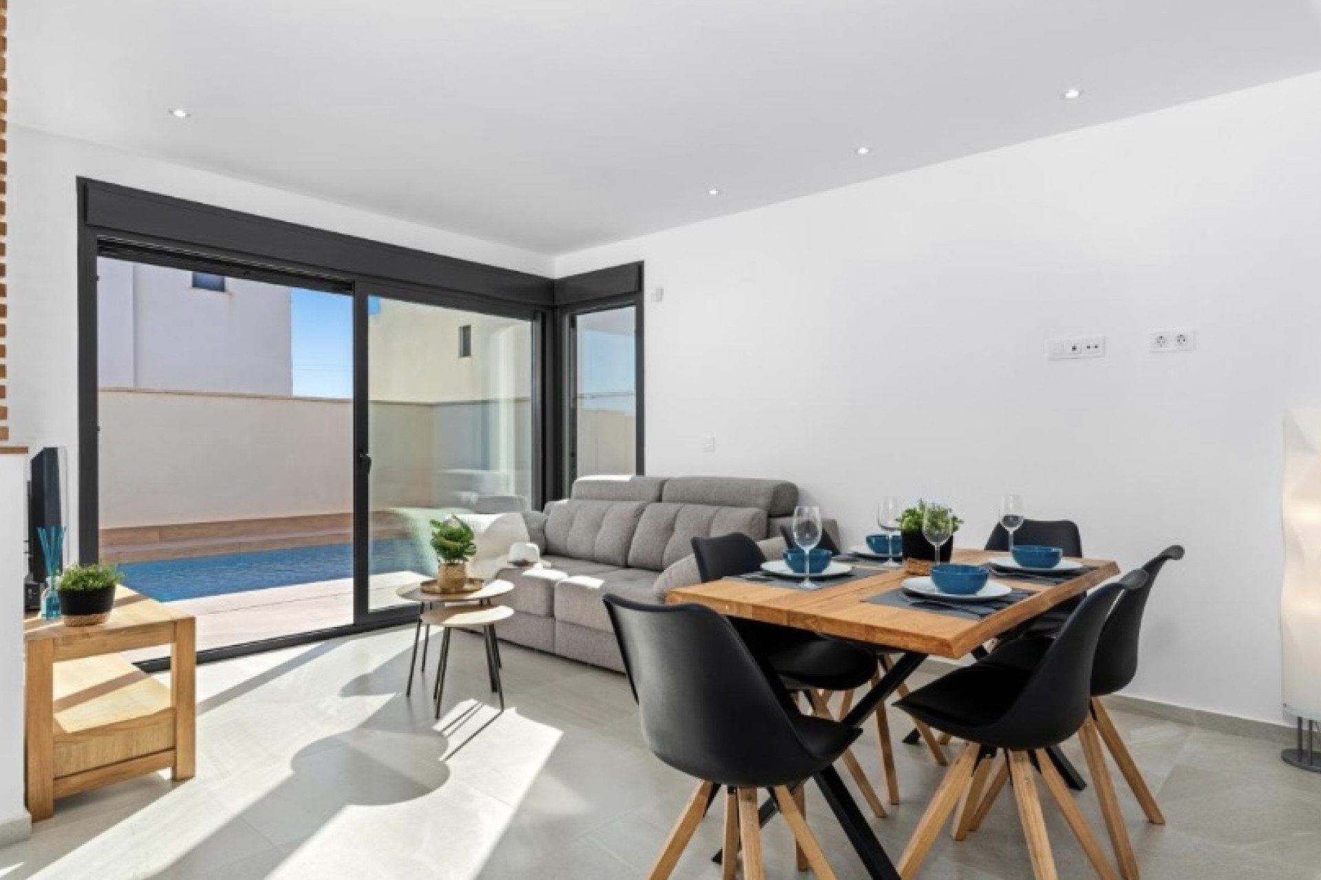 Reventa - 3. Casa pareada - San Miguel de Salinas - Costa Blanca Sur