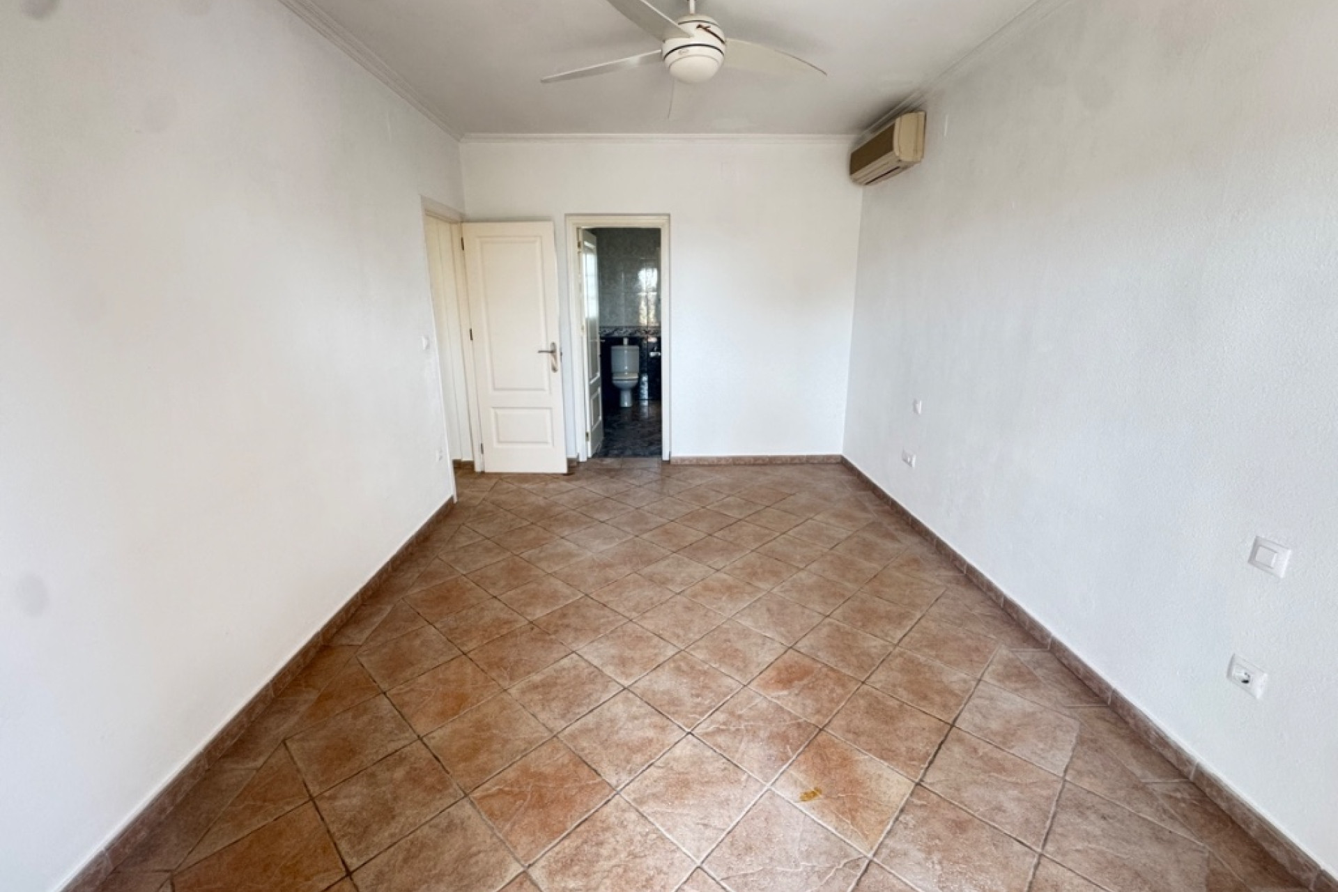 Reventa - 3. Casa pareada - San Miguel de Salinas - Costa Blanca Sur