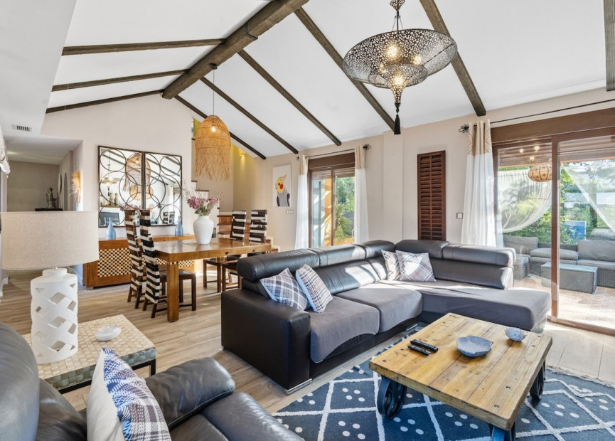 Reventa - 3. Casa pareada - Santa Pola - El Poble Llevanti