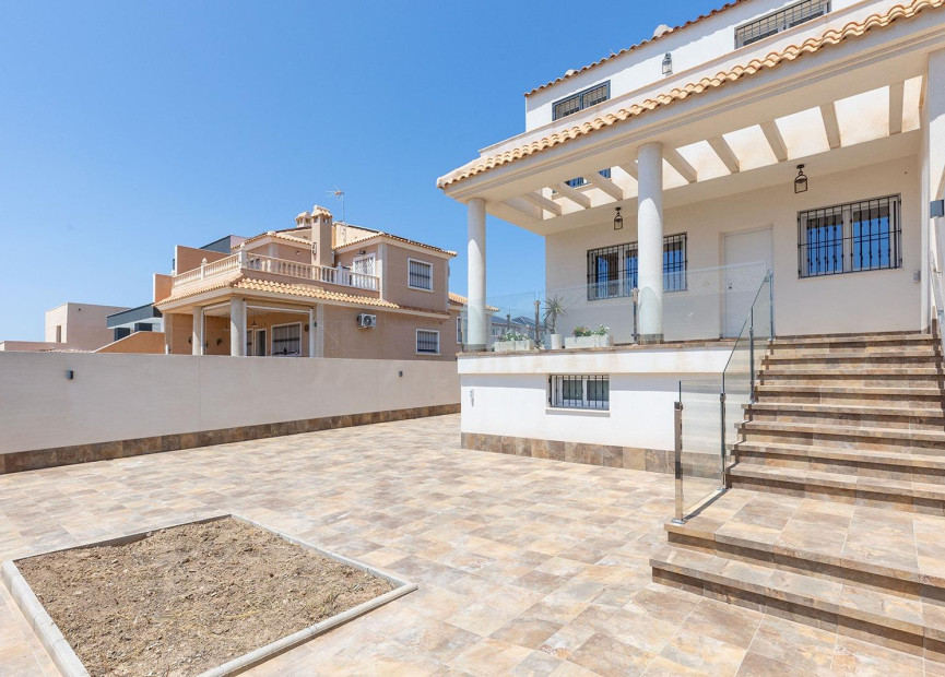 Reventa - 3. Casa pareada - Torrevieja - Costa Blanca Sur