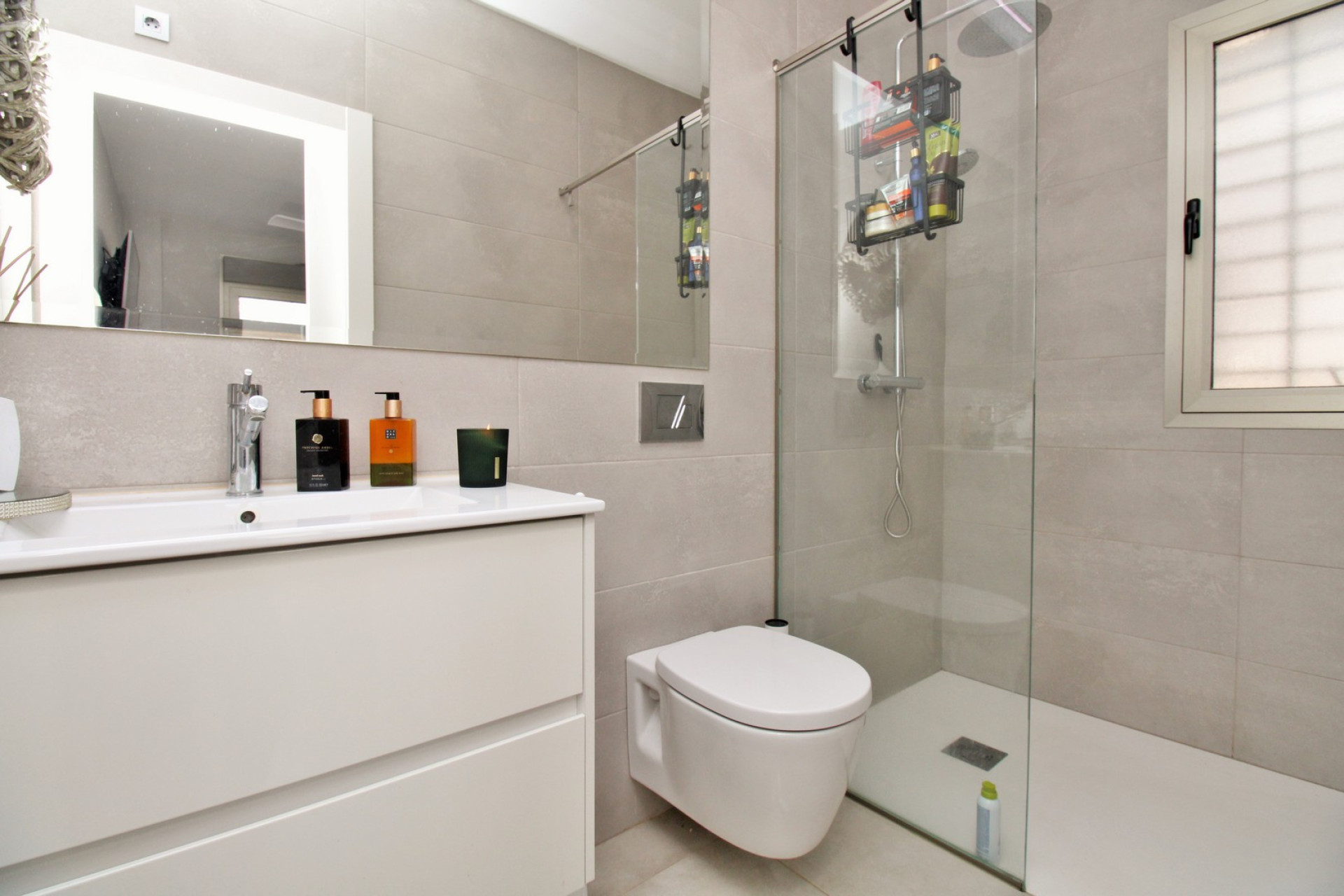 Reventa - 3. Casa pareada - Villamartin - Costa Blanca Sur