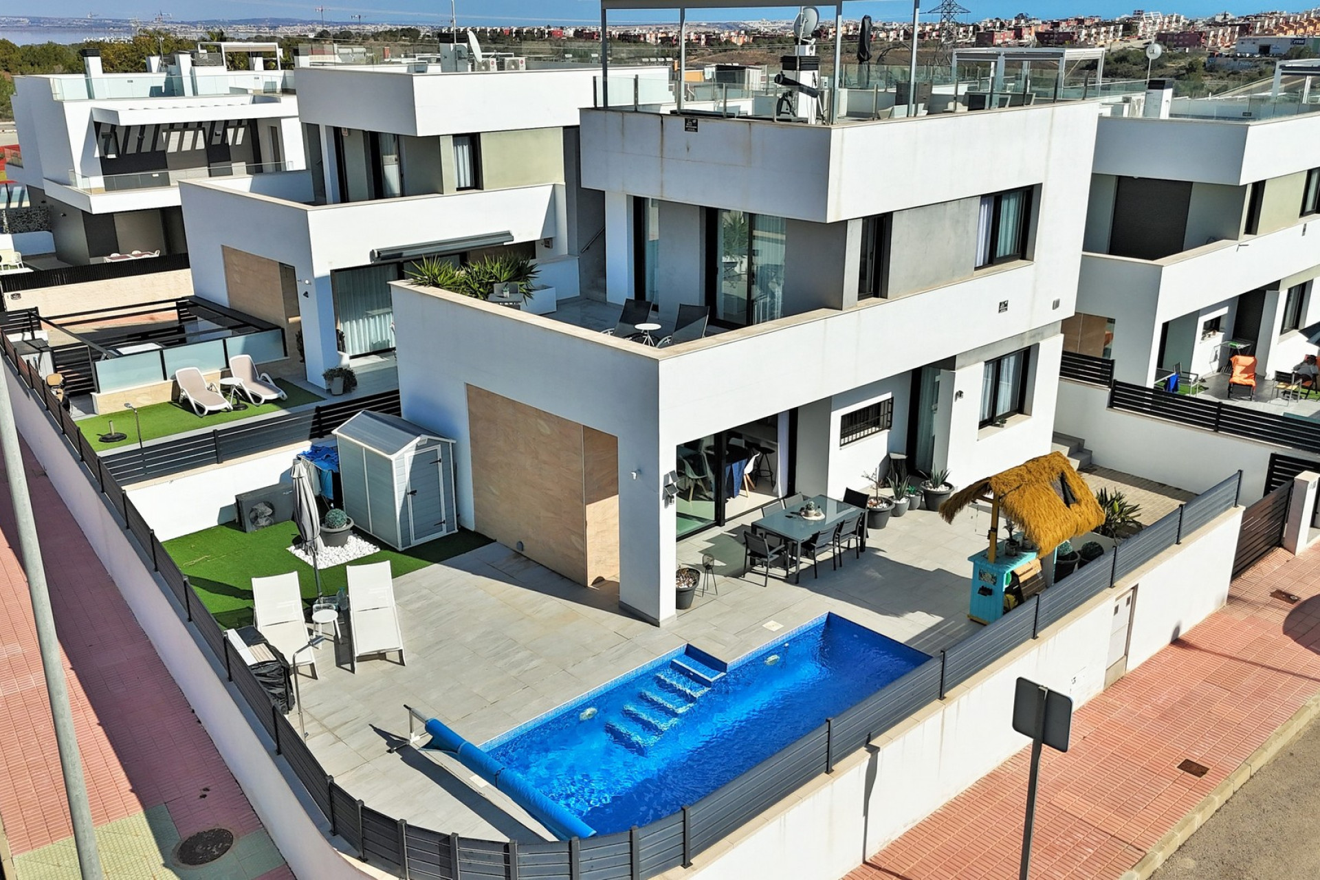 Reventa - 3. Casa pareada - Villamartin - Costa Blanca Sur