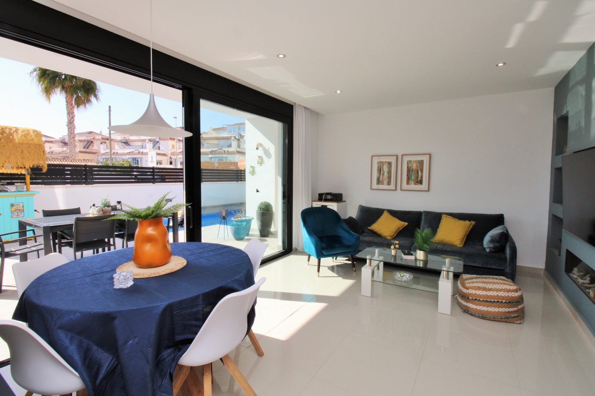 Reventa - 3. Casa pareada - Villamartin - Costa Blanca Sur