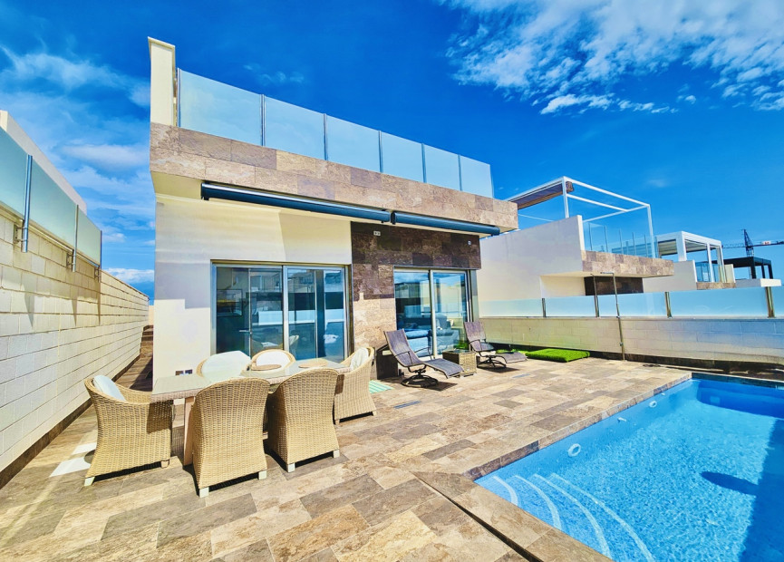 Reventa - 3. Casa pareada - Villamartin - Costa Blanca Sur