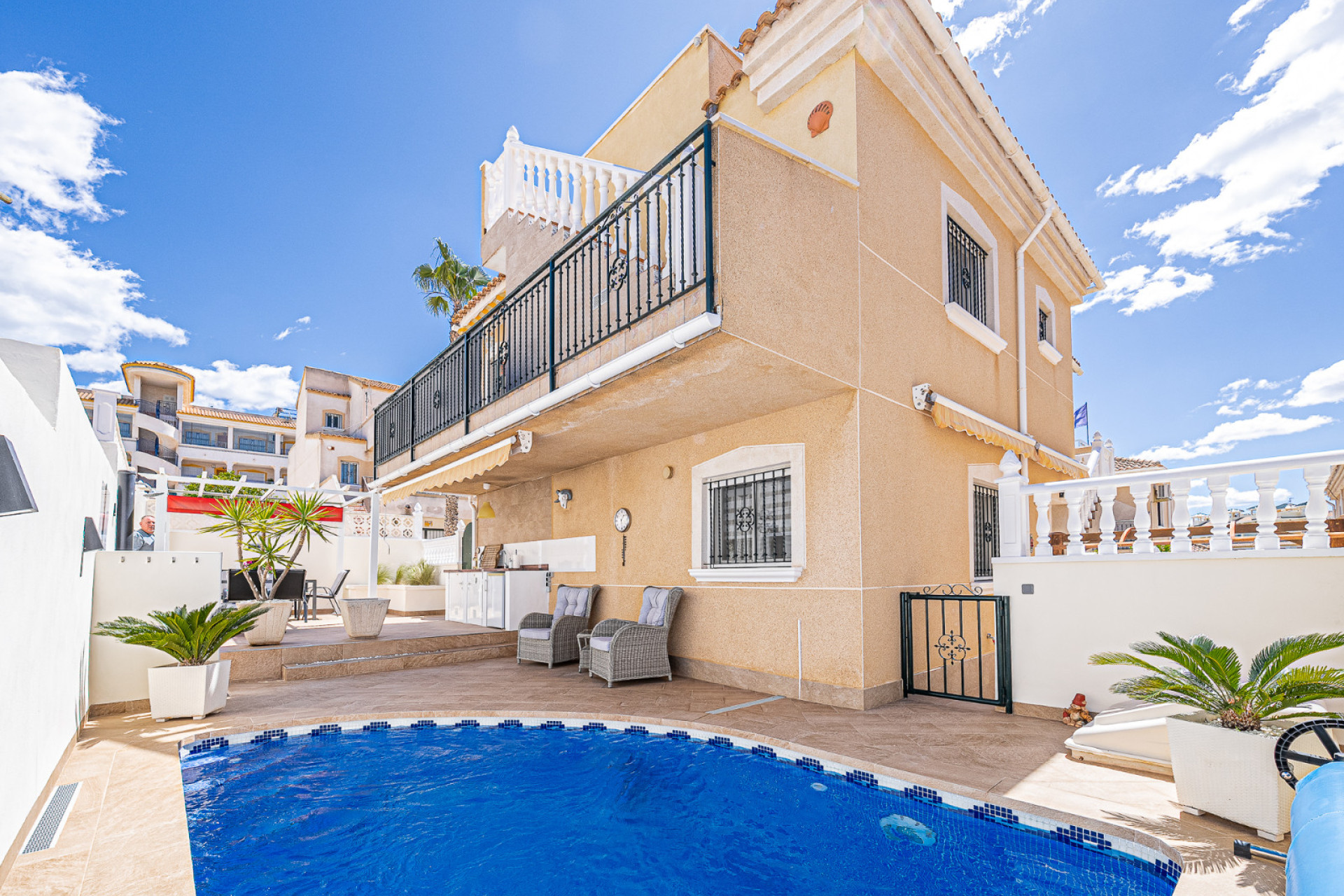 Reventa - 3. Casa pareada - Villamartin - Costa Blanca Sur