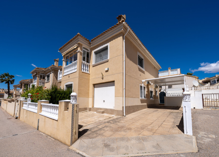 Reventa - 3. Casa pareada - Villamartin - Costa Blanca Sur