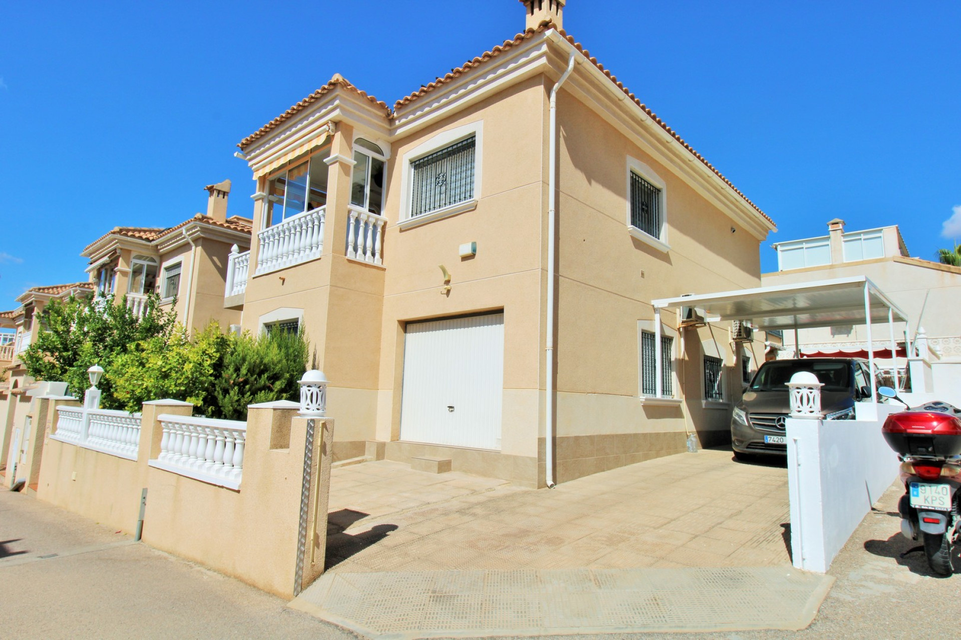 Reventa - 3. Casa pareada - Villamartin - Costa Blanca Sur