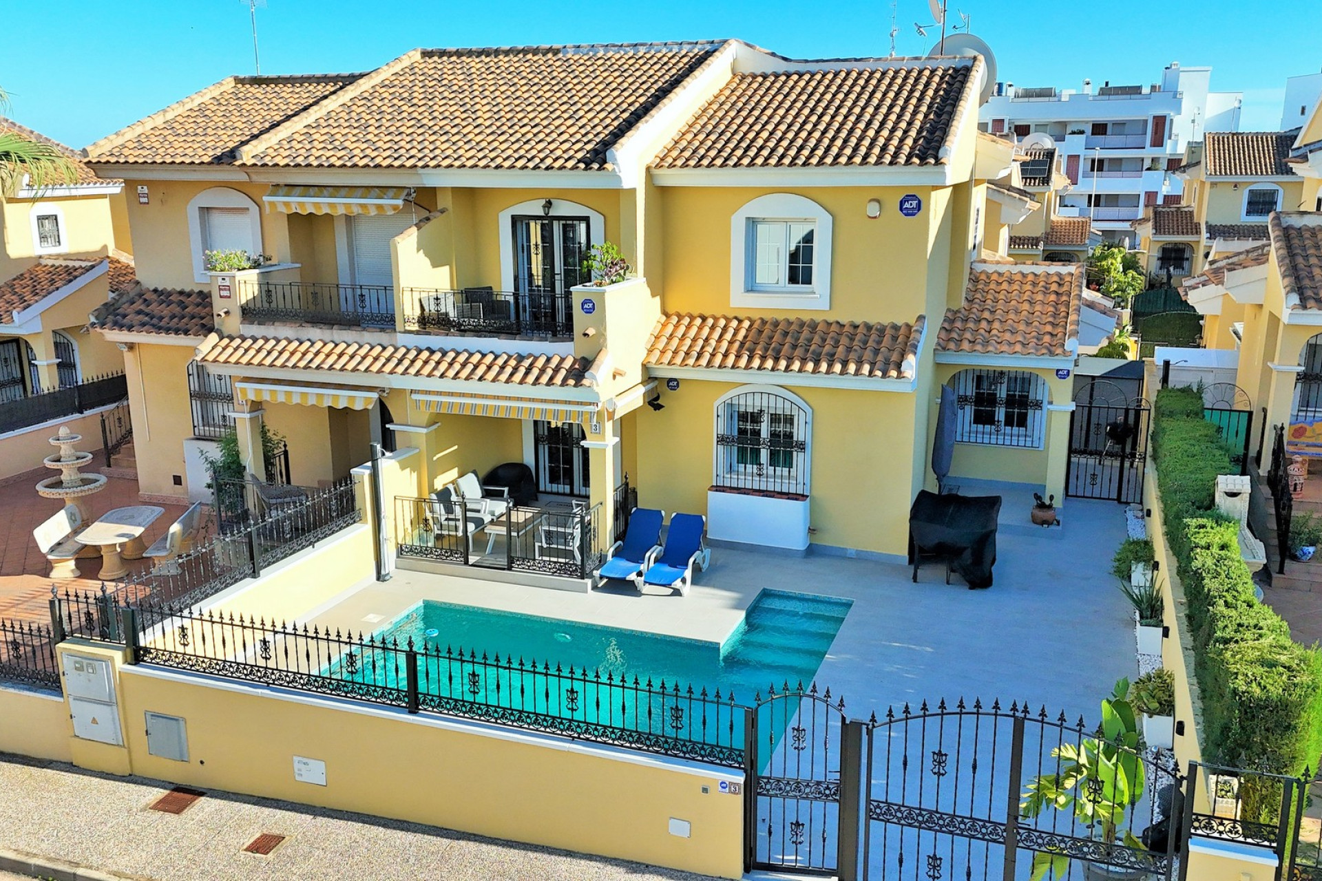 Reventa - 3. Casa pareada - Villamartin - Costa Blanca Sur