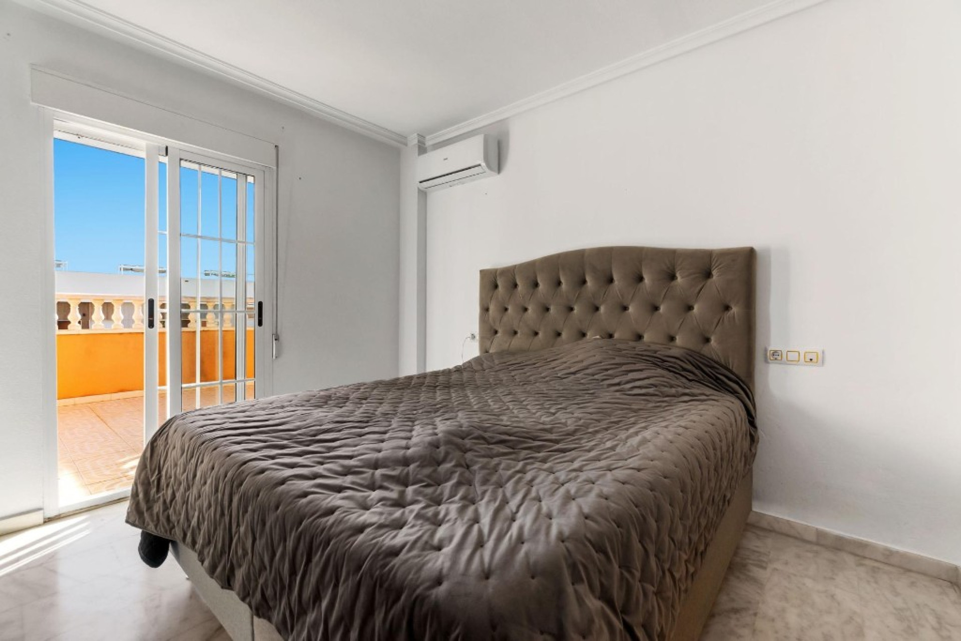 Reventa - 3. Casa pareada - Villamartin - Costa Blanca Sur