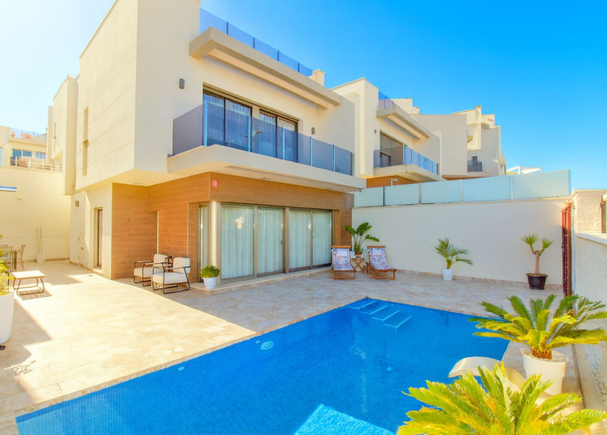 Reventa - 3. Casa pareada - Villamartin - Costa Blanca Sur