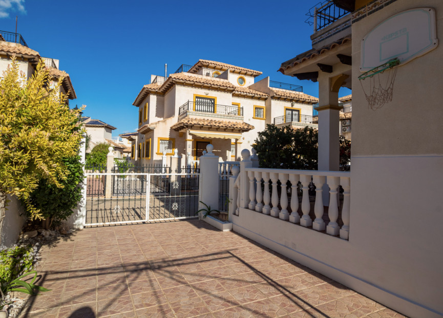 Reventa - 4. Chalet pareado - La Zenia - Costa Blanca Sur