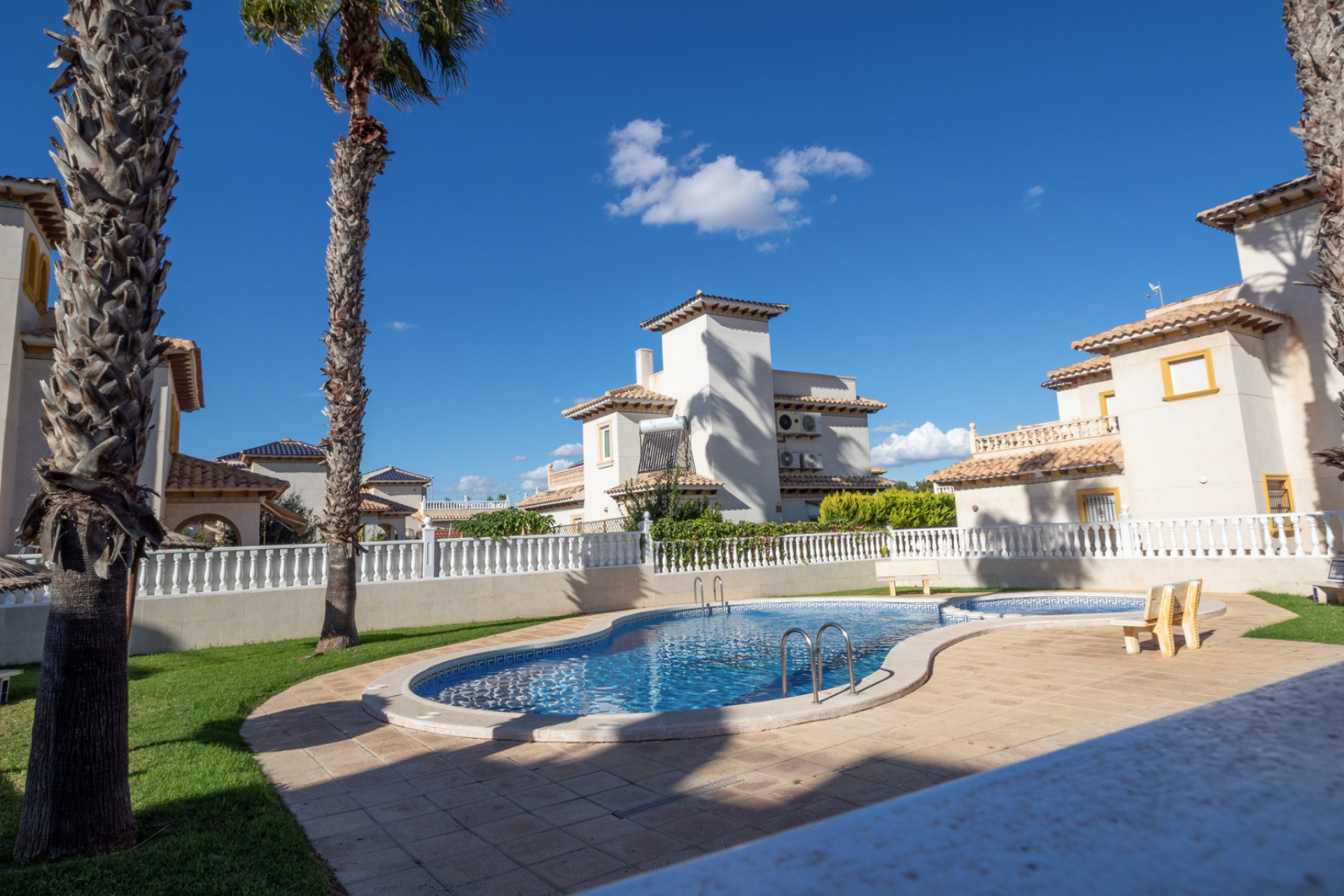 Reventa - 4. Chalet pareado - La Zenia - Costa Blanca Sur