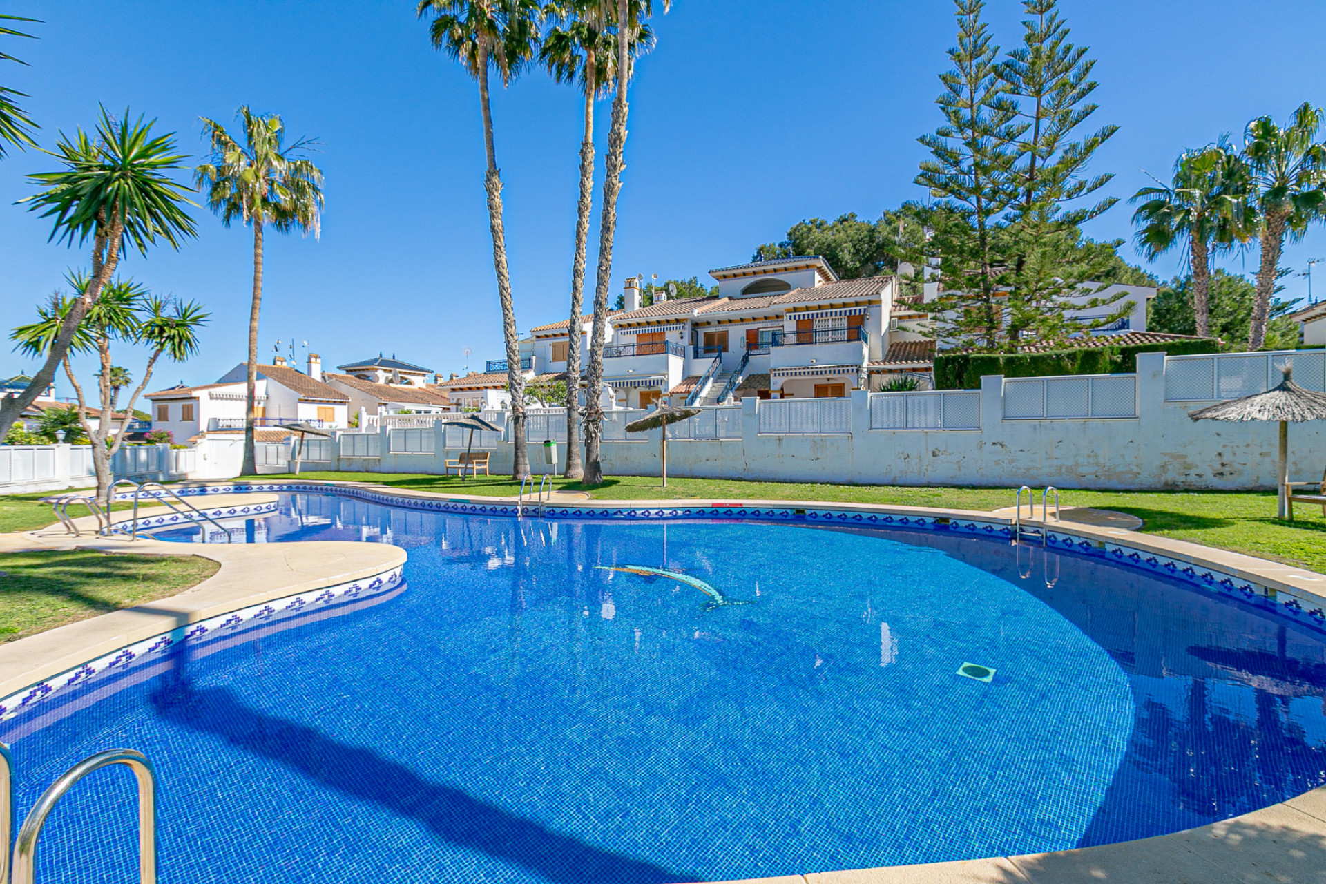 Reventa - 4. Chalet pareado - Mil Palmeras - Riomar