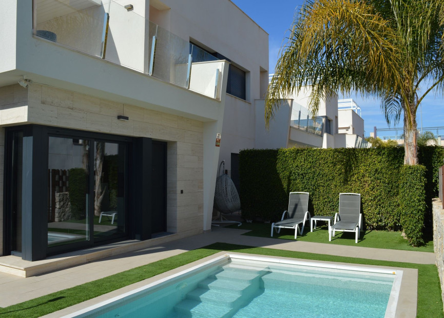 Reventa - 4. Chalet pareado - Pilar de la Horadada - Costa Blanca Sur