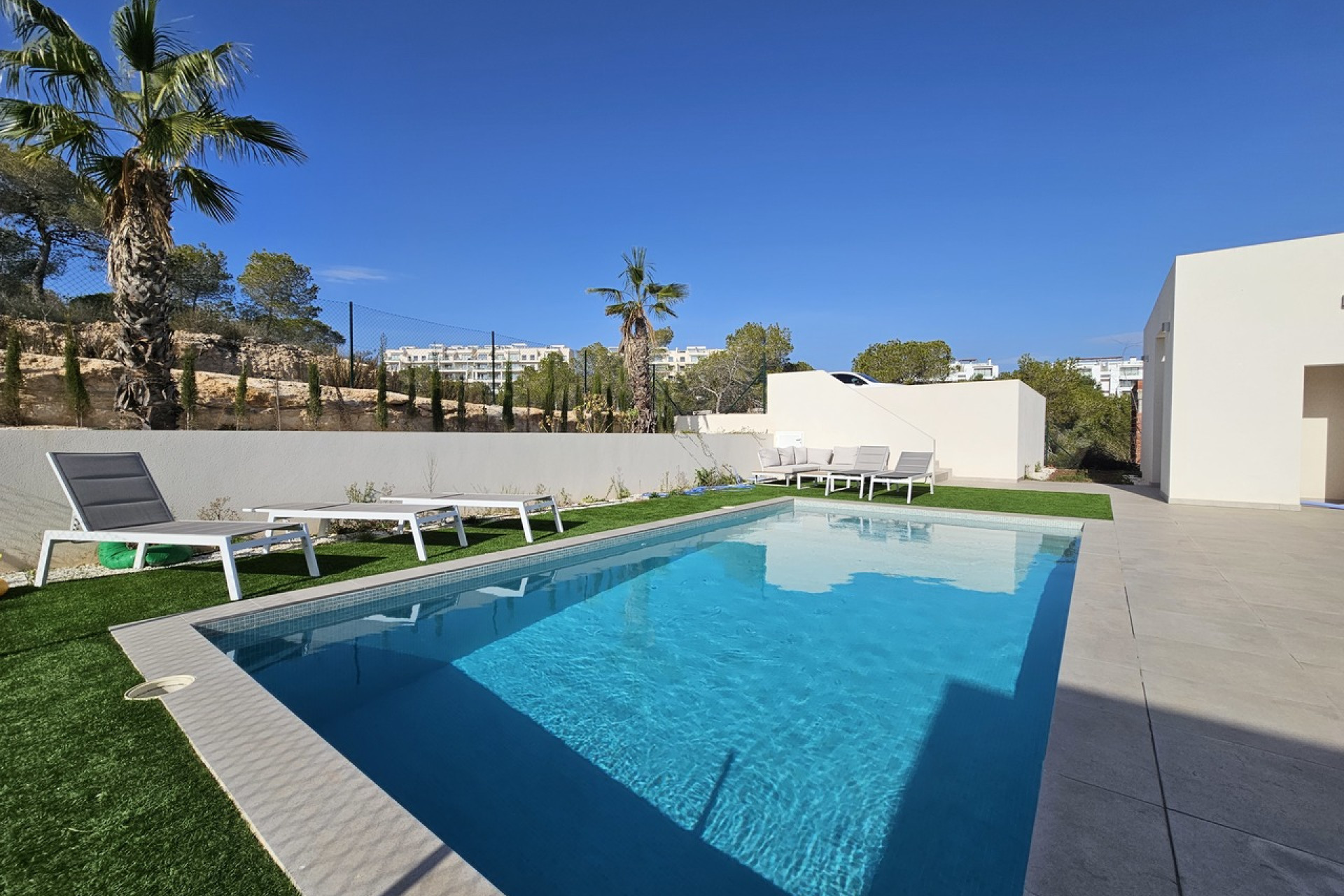 Reventa - 4. House - Detached Villa - Las Colinas Golf and Country Club - Las Colinas Golf