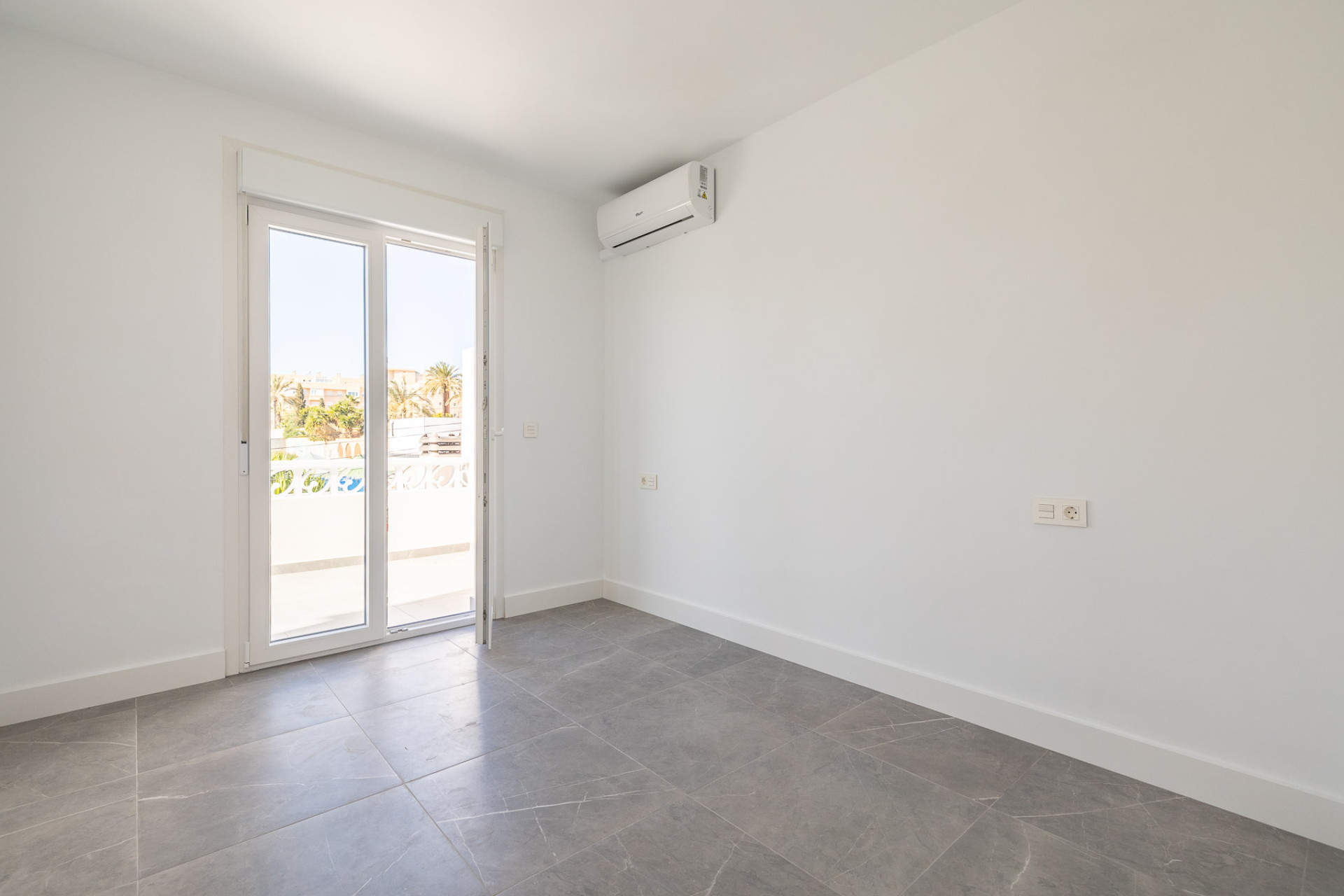 Reventa - 4. House - Detached Villa - Torrevieja