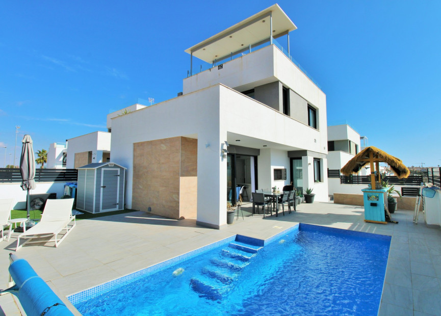 Reventa - 4. House - Detached Villa - Villamartin - Orihuela Costa