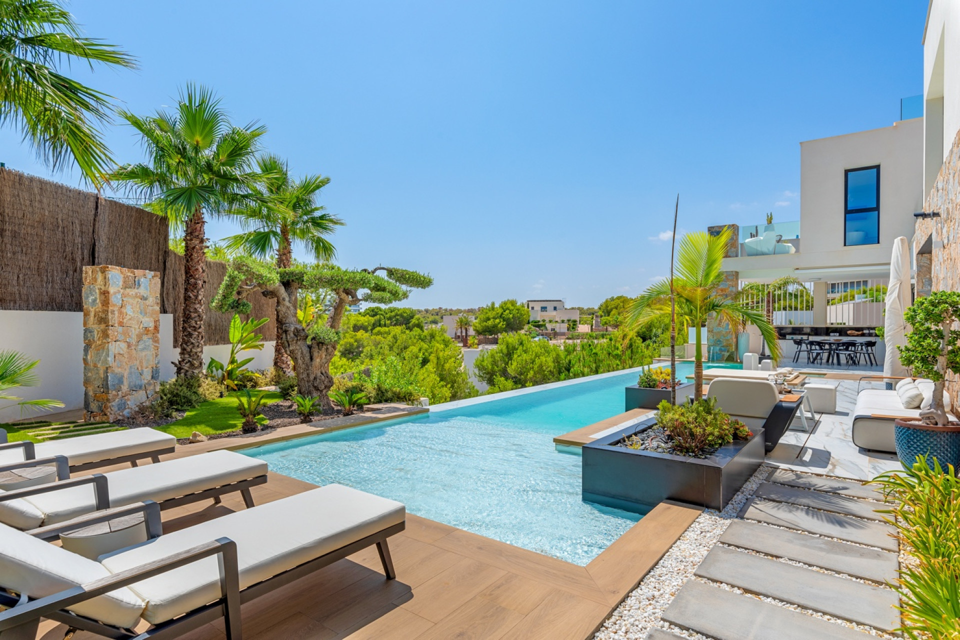 Reventa - 6. Independent villa - Dehesa de Campoamor - Costa Blanca Sur