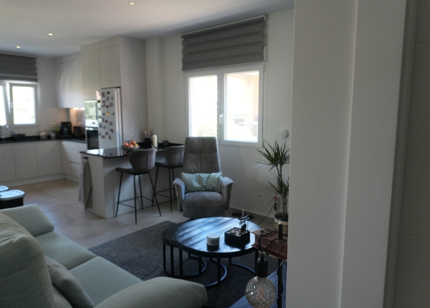 Reventa - 6. Independent villa - La Romana - Costa Blanca Norte 