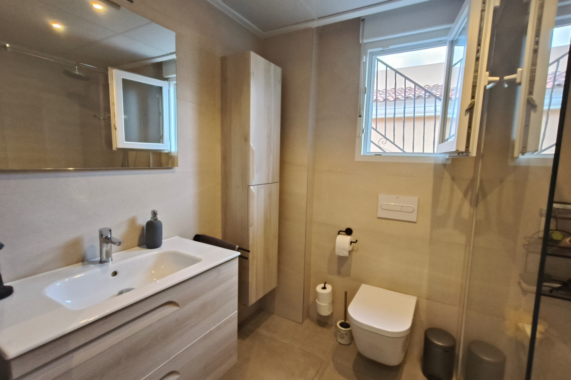 Reventa - 6. Independent villa - La Romana - Costa Blanca Norte 