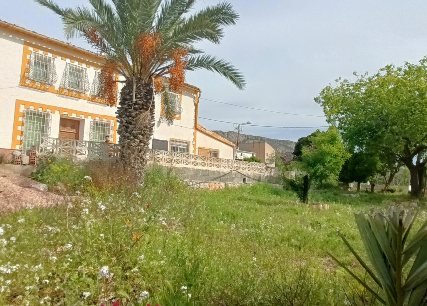 Reventa - 6. Independent villa - La Romana - Costa Blanca Norte 