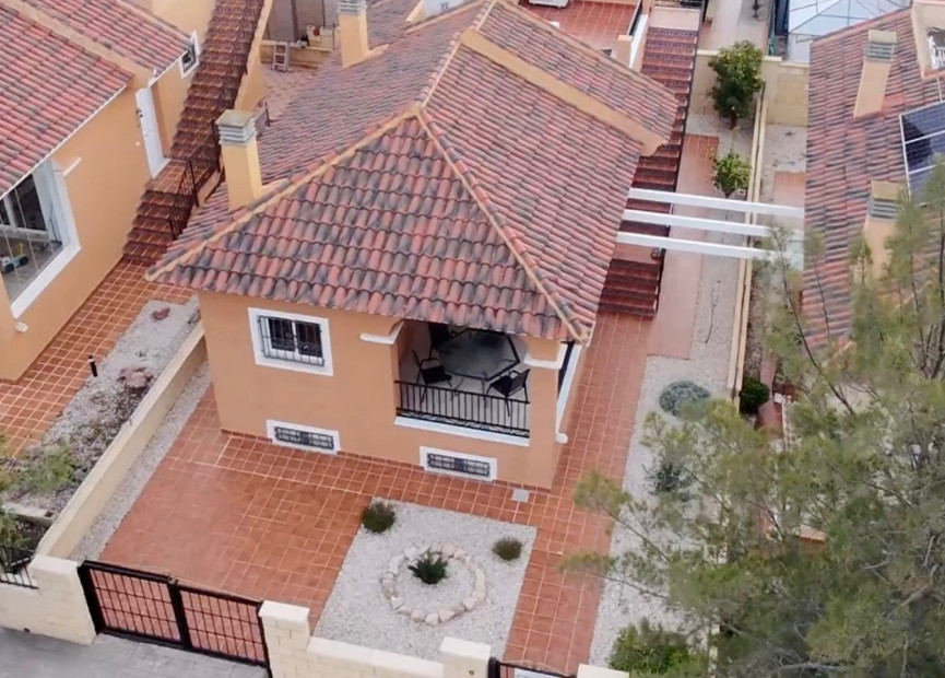 Reventa - 6. Independent villa - La Romana - Costa Blanca Norte 