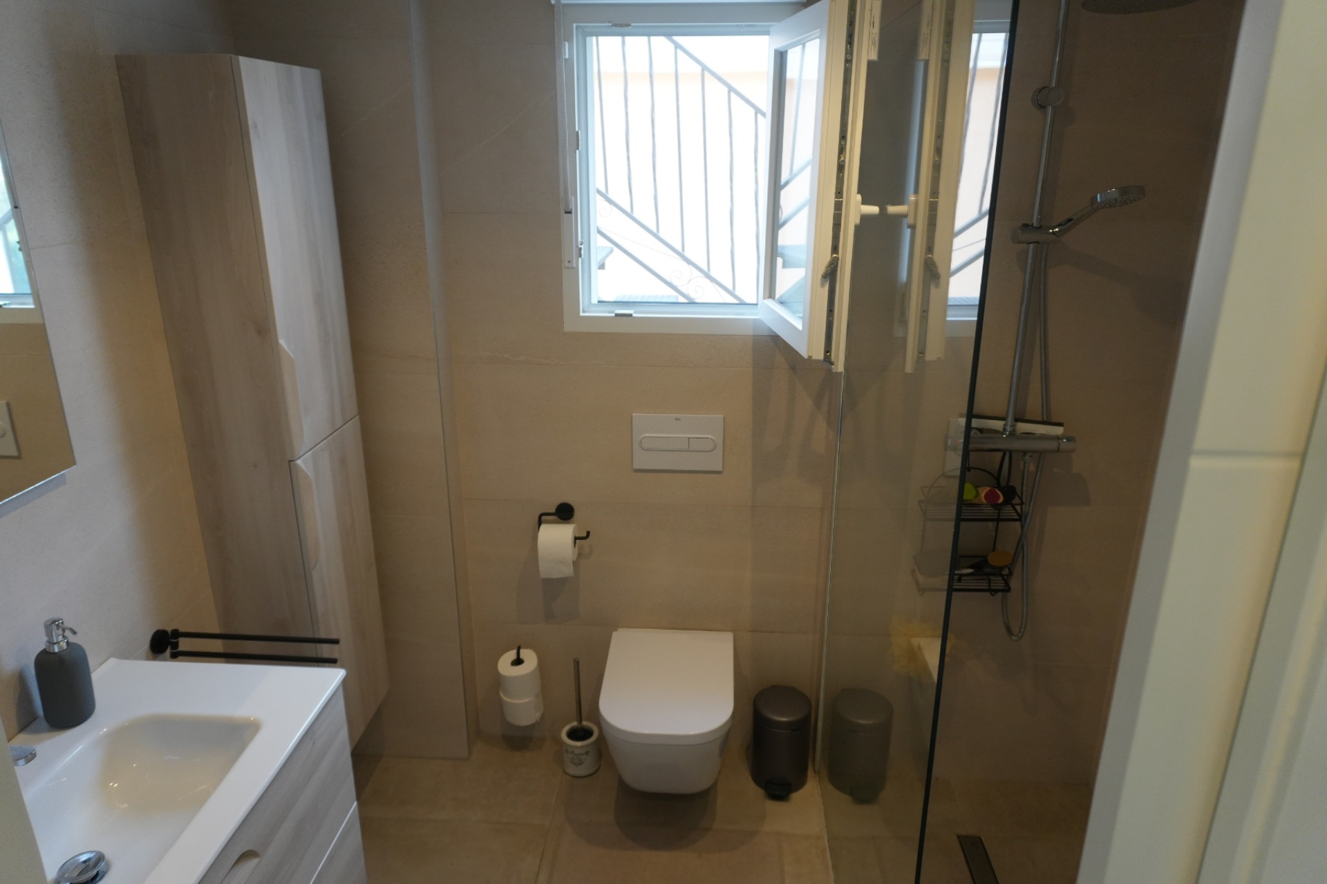 Reventa - 6. Independent villa - La Romana - Costa Blanca Norte 