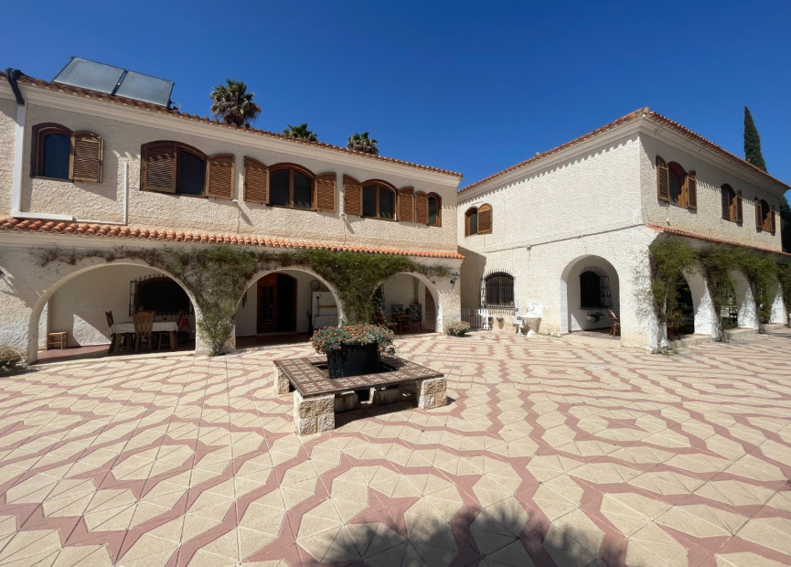 Reventa - 7. Finca - Elda