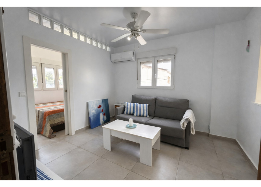 Reventa - Estudio - Torrevieja - PLAYA NAUFRAGOS