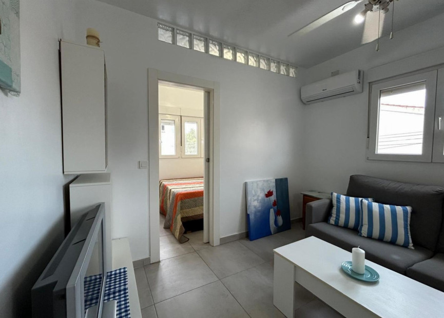 Reventa - Estudio - Torrevieja - PLAYA NAUFRAGOS