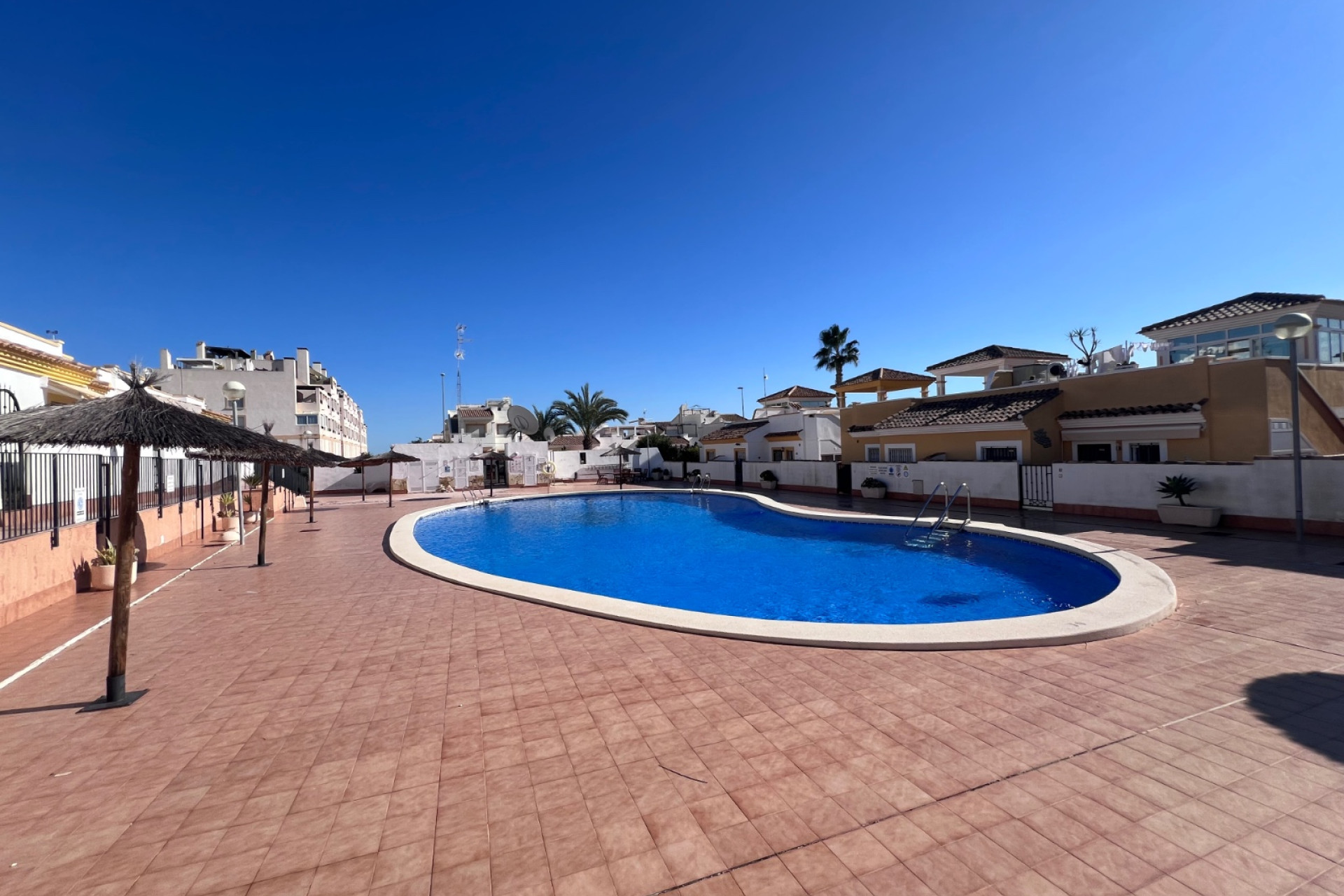 Reventa - Independent villa - Vistabella - Costa Blanca Sur