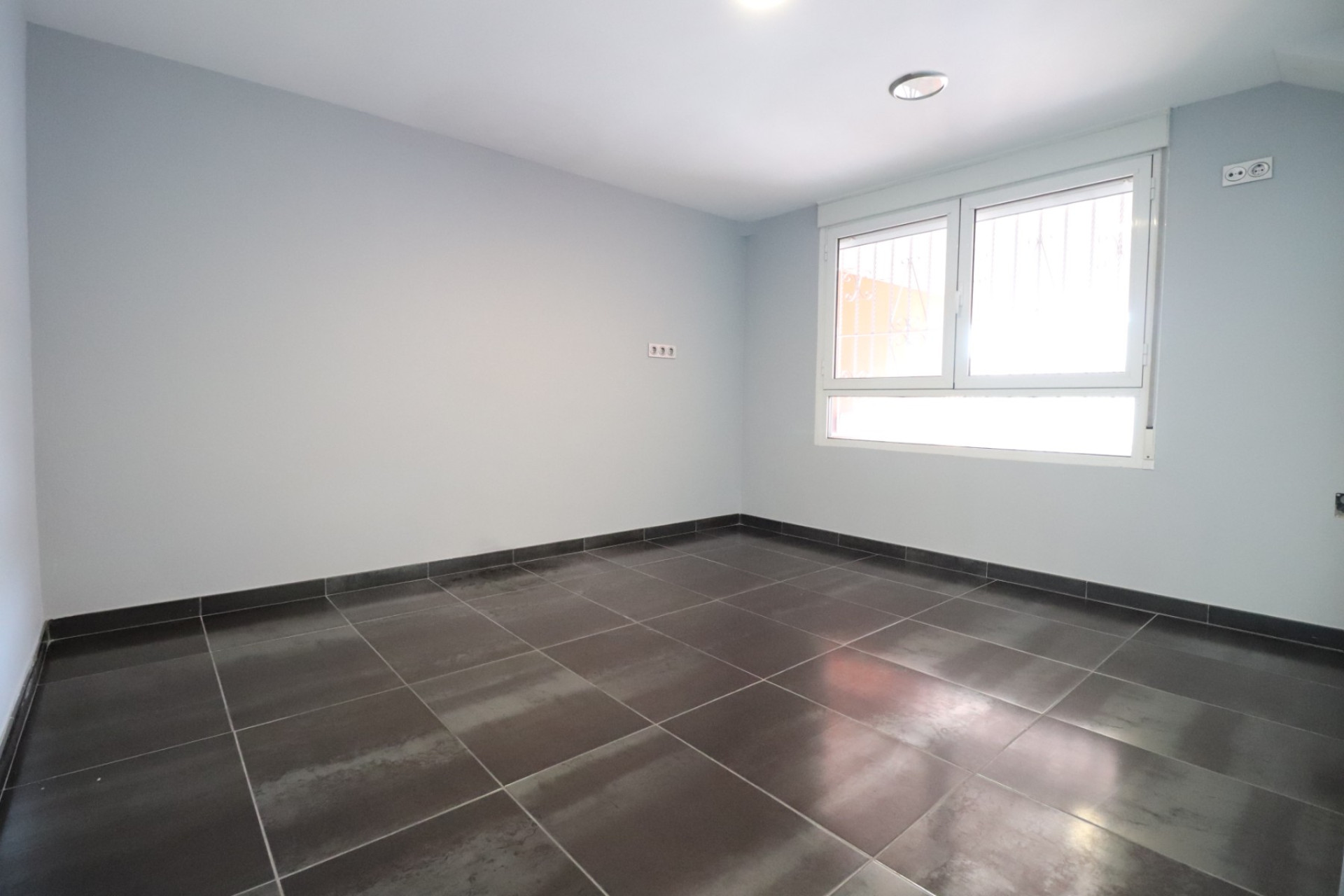 Reventa - Propiedades comerciales - Formentera del Segura - Costa Blanca Sur