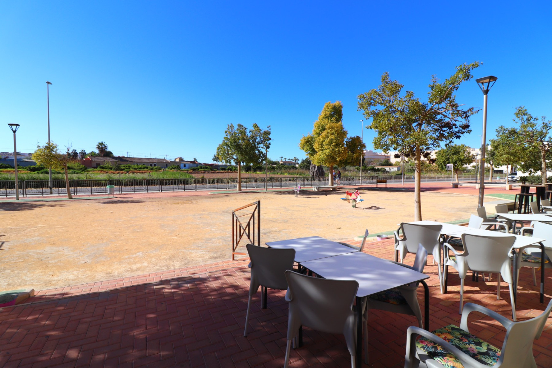 Reventa - Propiedades comerciales - Formentera del Segura - Costa Blanca Sur