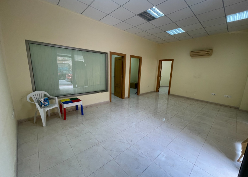 Reventa - Propiedades comerciales - Guardamar del Segura