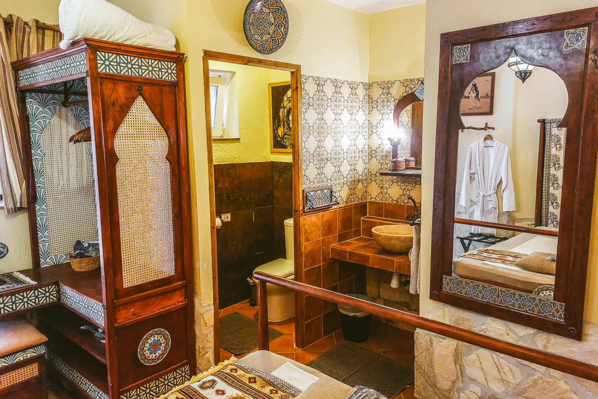 Reventa - Propiedades comerciales - Hondón de las Nieves - Costa Blanca Sur