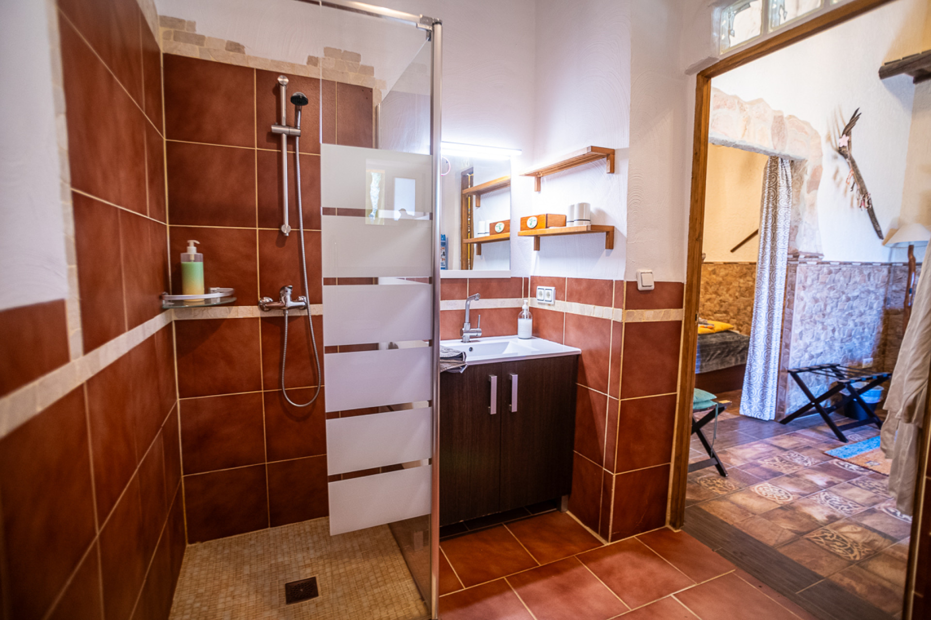 Reventa - Propiedades comerciales - Hondón de las Nieves - Costa Blanca Sur