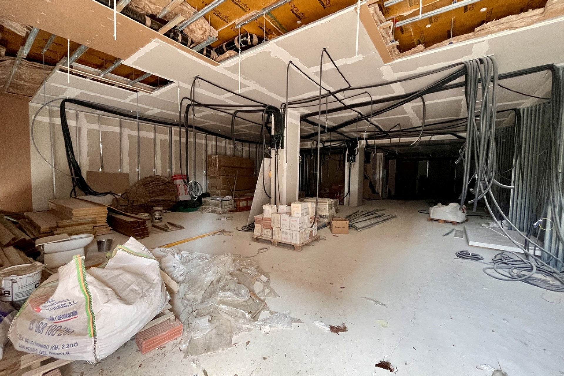 Reventa - Propiedades comerciales - La Zenia - Costa Blanca Sur